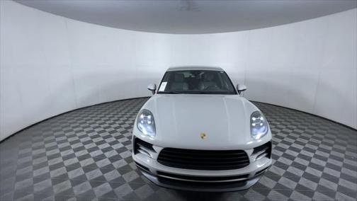 2020 Porsche Macan Base