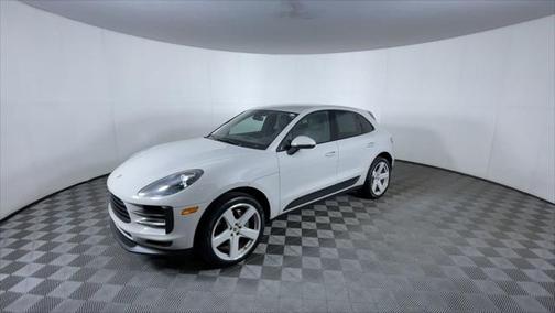 2020 Porsche Macan Base