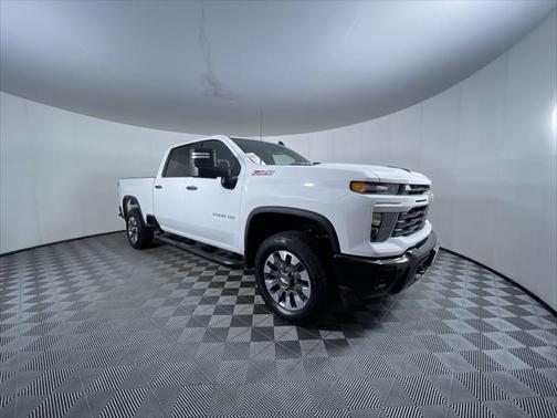 2024 Chevrolet Silverado 2500 Custom