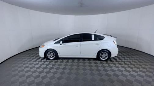 2010 Toyota Prius III