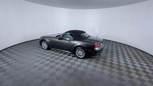 2017 FIAT 124 Spider Base