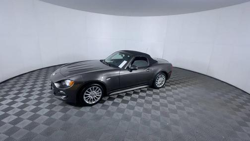 2017 FIAT 124 Spider Base