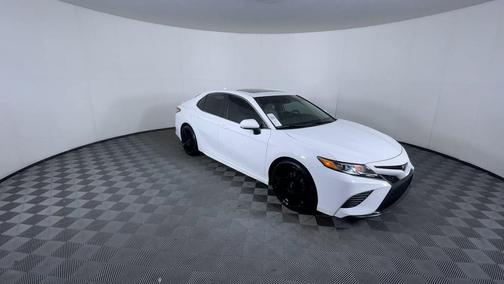 2020 Toyota Camry SE