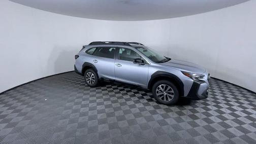 2025 Subaru Outback Base