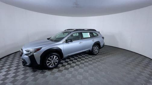 2023 Subaru Outback Base