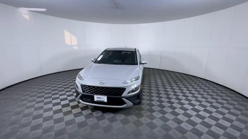 2022 Hyundai KONA SE