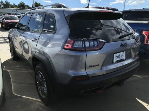 2021 Jeep Cherokee Trailhawk