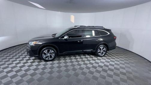 2022 Subaru Outback Touring