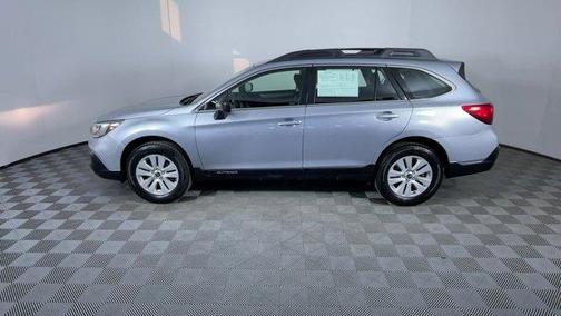 Photo 5 of 25 of 2019 Subaru Outback