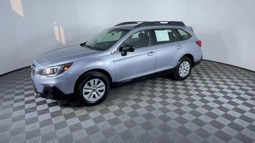 Photo 4 of 25 of 2019 Subaru Outback