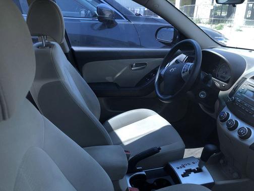 2008 Hyundai ELANTRA SE