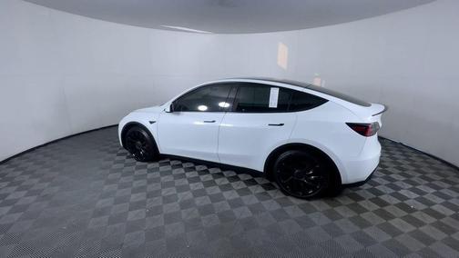 2022 Tesla Model Y Performance Dual Motor All-Wheel Drive