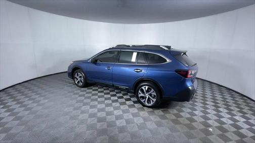 2022 Subaru Outback Touring XT