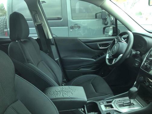 2019 Subaru Forester Base