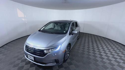 Lunar Silver Metallic 2024 Honda Odyssey Touring