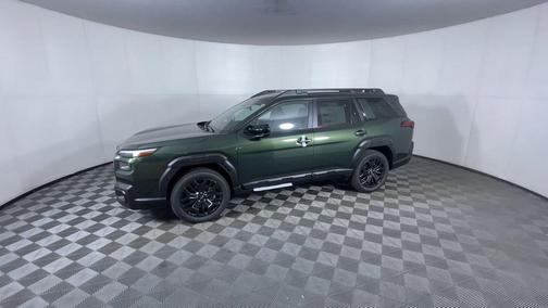 Deep Emerald Green Pearl 2026 Subaru Outback Limited XT