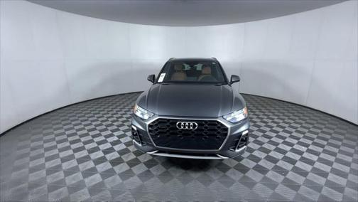 2022 Audi Q5 45 S line Premium