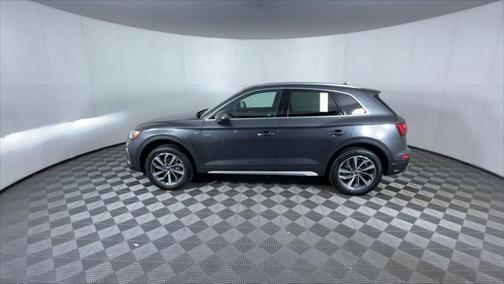 2022 Audi Q5 45 S line Premium