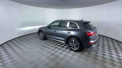 2022 Audi Q5 45 S line Premium