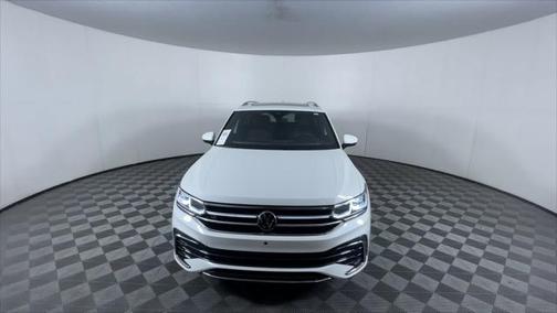 2024 Volkswagen Tiguan 2.0T SEL R-Line 4MOTION