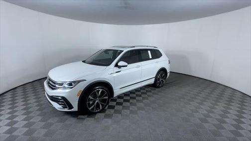 2024 Volkswagen Tiguan 2.0T SEL R-Line 4MOTION