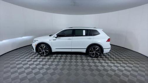 2024 Volkswagen Tiguan 2.0T SEL R-Line 4MOTION