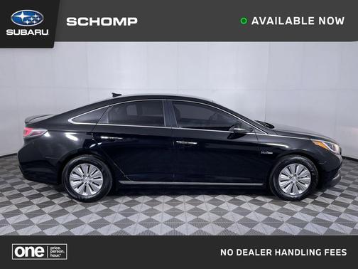 2017 Hyundai SONATA Hybrid SE