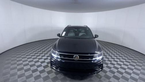2020 Volkswagen Tiguan 2.0T SE R-Line Black