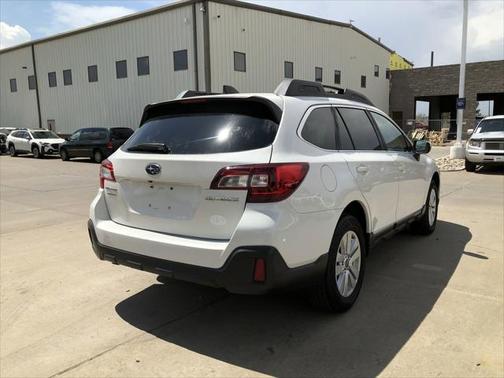 2018 Subaru Outback 2.5i Premium