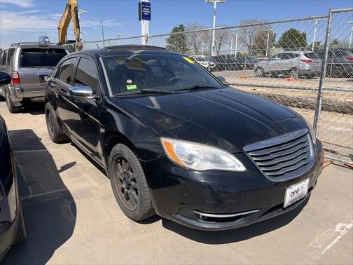 2012 Chrysler 200 Limited