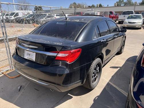 2012 Chrysler 200 Limited