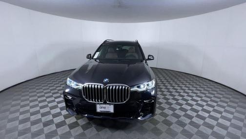 2019 BMW X7 xDrive50i