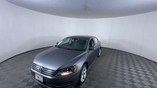 Platinum Gray Metallic 2012 Volkswagen Passat 2.5 SE