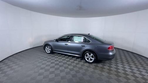 Platinum Gray Metallic 2012 Volkswagen Passat 2.5 SE