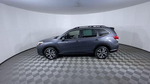 Magnetite Gray Metallic 2024 Subaru Forester Limited