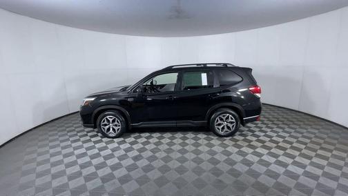 Crystal Black Silica 2020 Subaru Forester Premium