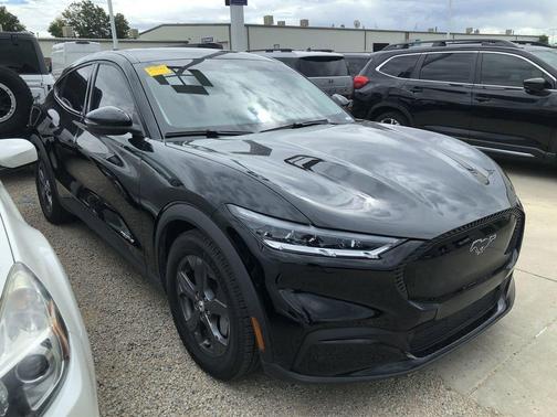 2022 Ford Mustang Mach-E Select