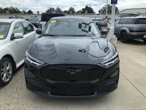 2022 Ford Mustang Mach-E Select