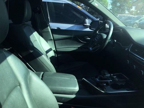 2017 Audi Q7 3.0T Premium