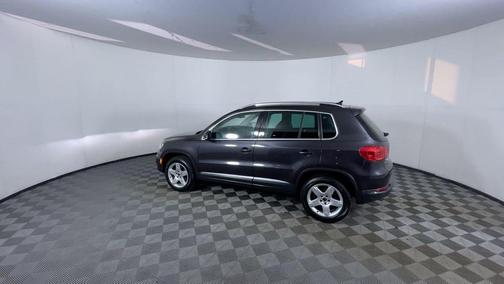 2016 Volkswagen Tiguan SE