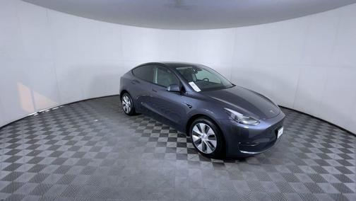 2023 Tesla Model Y Base