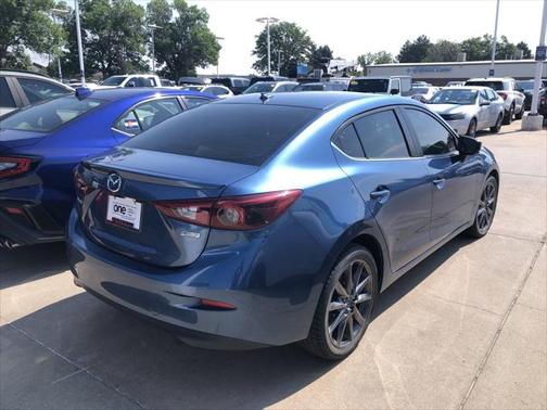 2018 Mazda Mazda3 Grand Touring