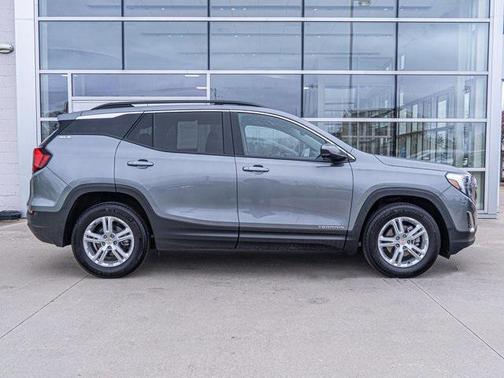 2021 GMC Terrain SLE