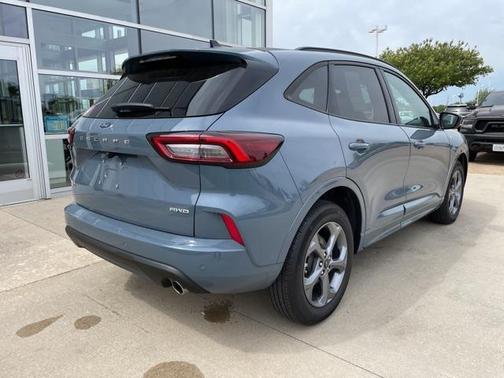 2023 Ford Escape ST-Line Select