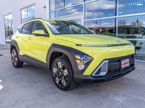 2025 Hyundai KONA SEL