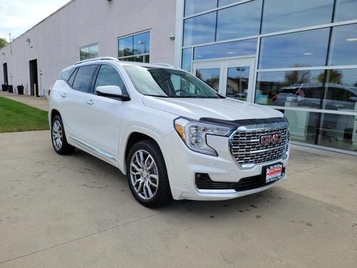 2024 GMC Terrain Denali