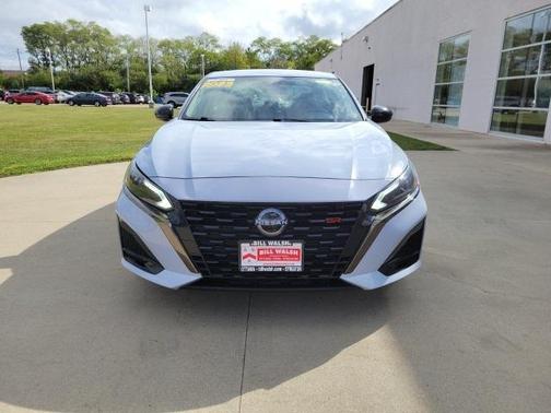 2023 Nissan Altima SR FWD
