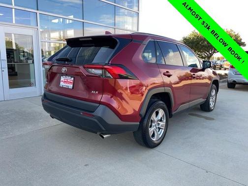 2023 Toyota RAV4 XLE