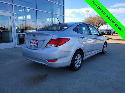 2017 Hyundai Accent SE