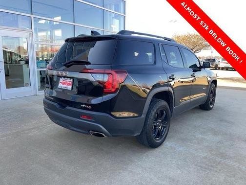 2021 GMC Acadia AWD AT4